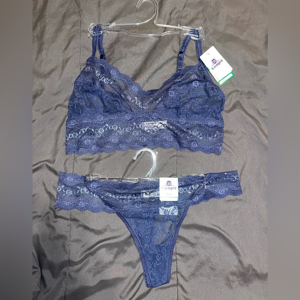 New Lace Kiss b.tempt’d by Wacoal Lingerie set